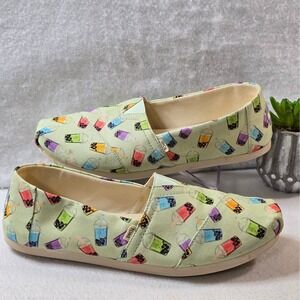 TOMS Shoes Women's 9.5 Slip On‎ Flats Bubble Tea Print Casual